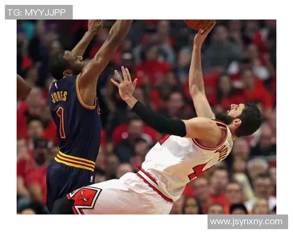 2015年NBA季后赛骑士与公牛的激烈对决回顾与精彩瞬间分析 2015年NBA季后赛骑士与公牛的激烈对决回顾与精彩瞬间分析