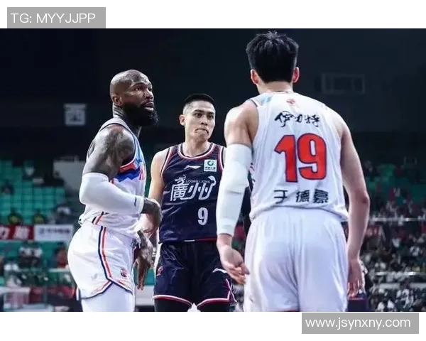 2014年CBA季后赛广东队对阵浙江队精彩回顾与赛后分析 2014年CBA季后赛广东队对阵浙江队精彩回顾与赛后分析